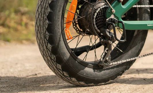 Fat Tyre Electric Bike vs Regular E-Bike: Which Is Better for UK Riders? - E-Bikes Express